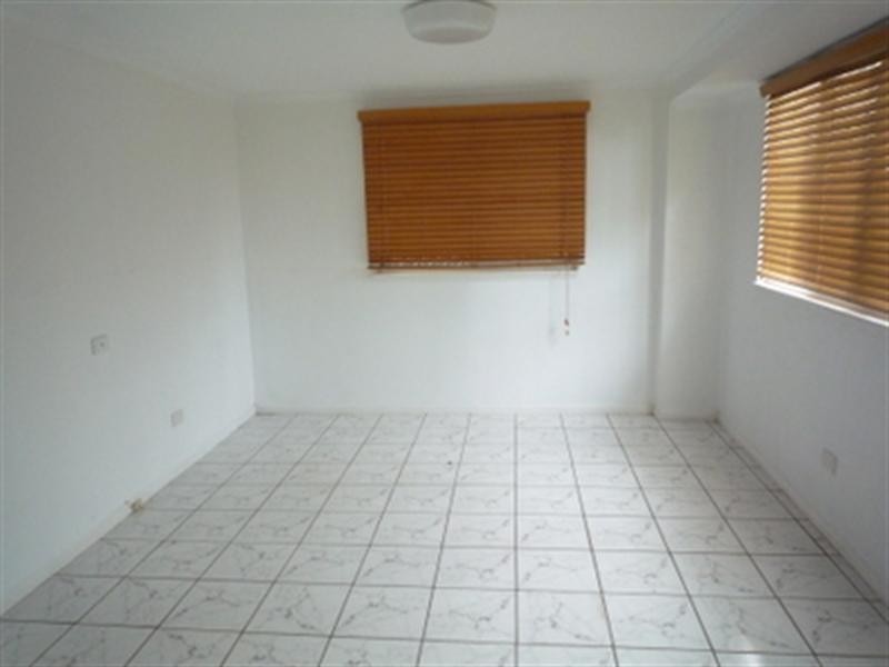 175 Esplanade, Deception Bay QLD 4508