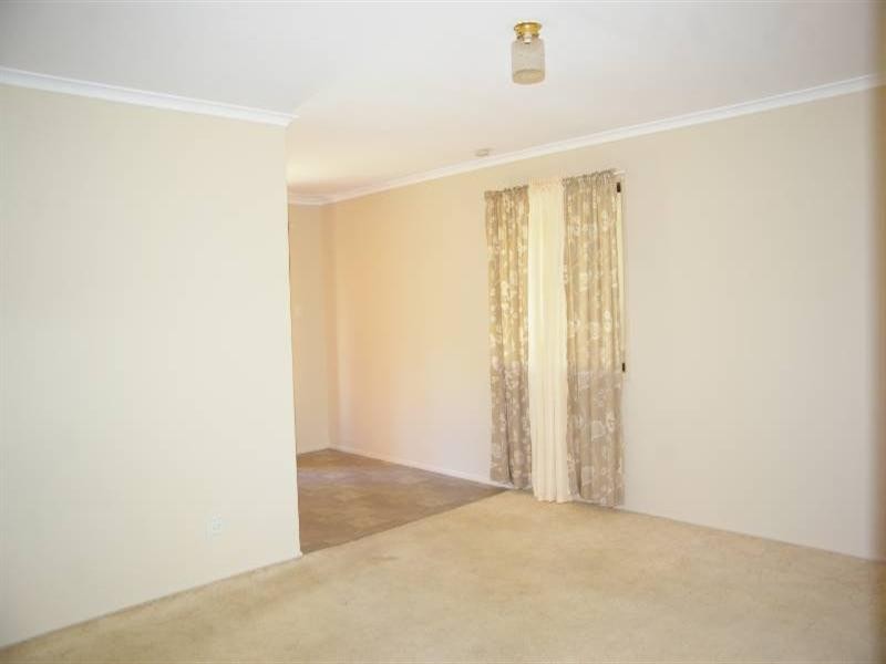 8 Flanagan Street, Deception Bay QLD 4508