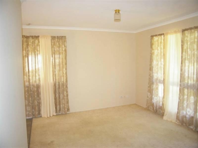 8 Flanagan Street, Deception Bay QLD 4508