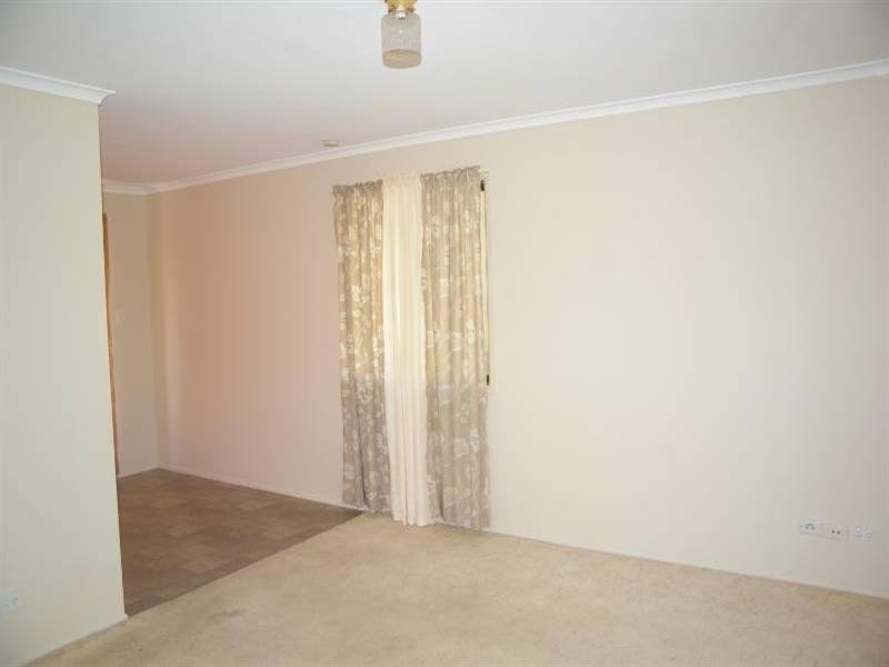 8 Flanagan Street, Deception Bay QLD 4508