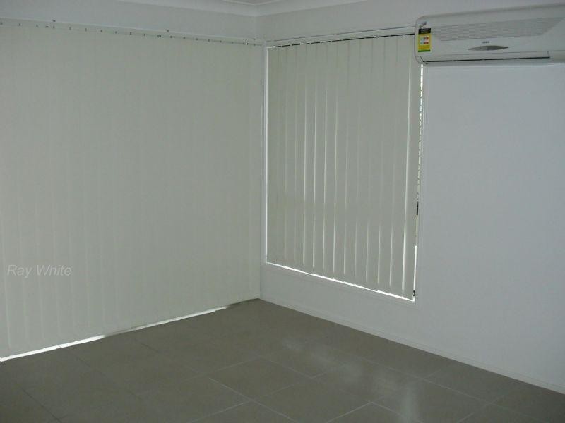 11a Cadell Crescent, Rothwell QLD 4022