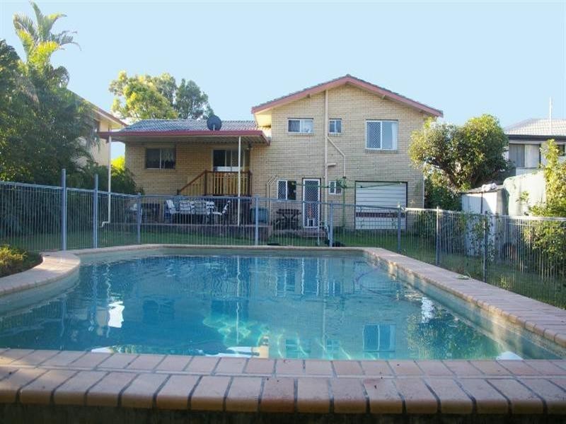 26 Magnolia Street, Margate QLD 4019