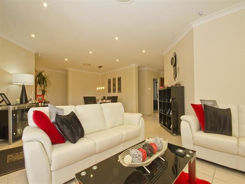 14 Yandina Place, Deception Bay QLD 4508