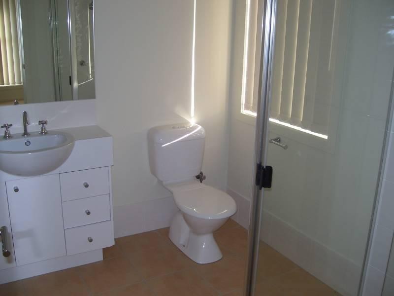 18 Dewdrop Place, Ningi QLD 4511