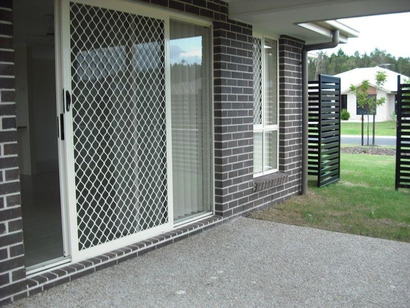 4 Pristine Place, Ningi QLD 4511