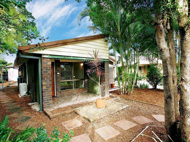 2/4 Simon Street, Deception Bay QLD 4508