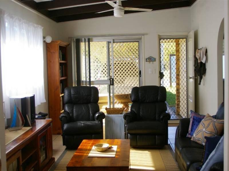 18 Porpoise Parade, Deception Bay QLD 4508