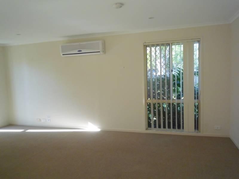 5 Walton Crescent, Murrumba Downs QLD 4503