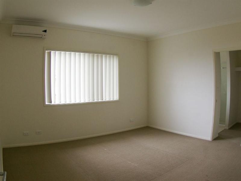 8 Canaipa Court, Rothwell QLD 4022