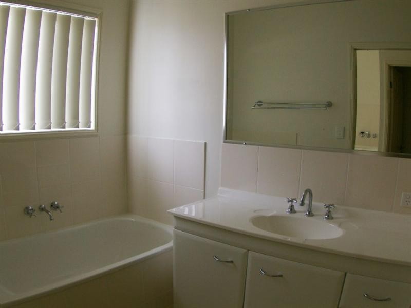 8 Canaipa Court, Rothwell QLD 4022