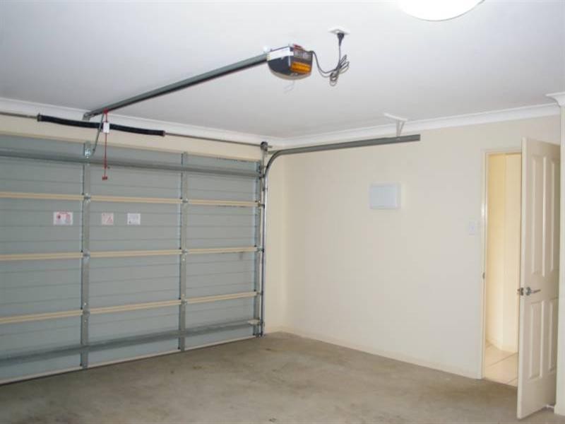 2/39 Amity Drive, Rothwell QLD 4022