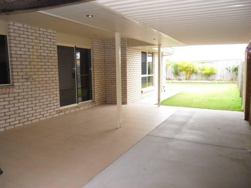 8 Jemma Street, Rothwell QLD 4022