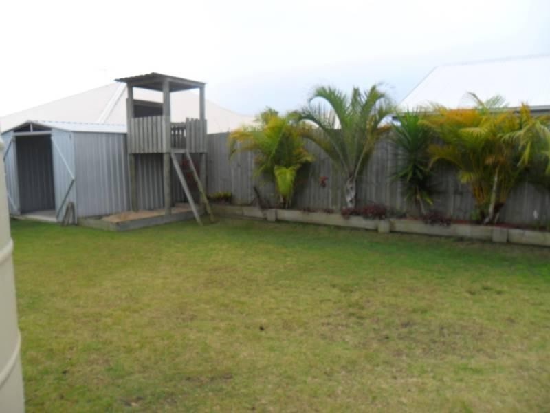 8 Jemma Street, Rothwell QLD 4022