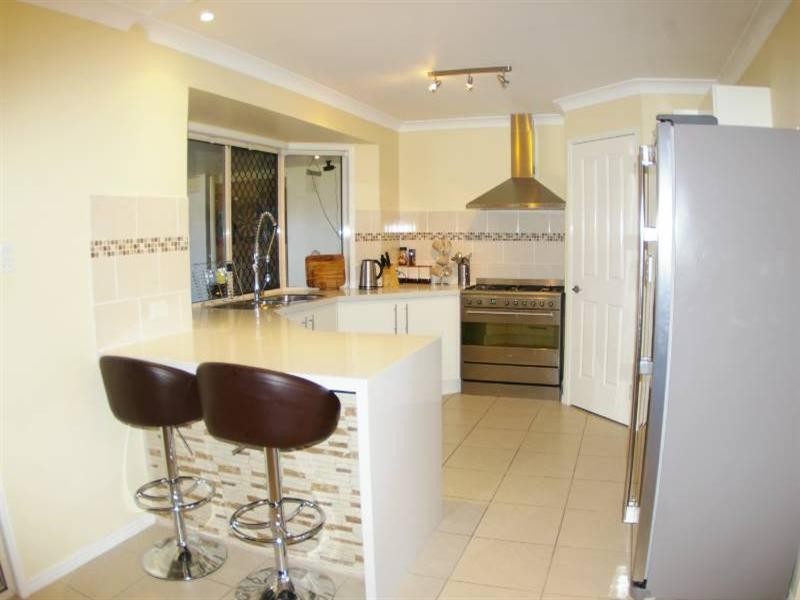 9 Gannet Circuit, North Lakes QLD 4509