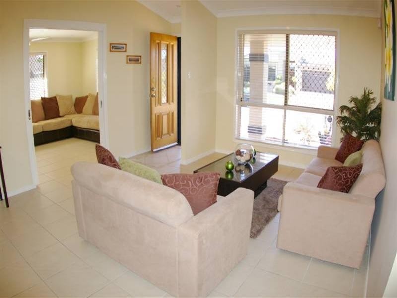 9 Gannet Circuit, North Lakes QLD 4509
