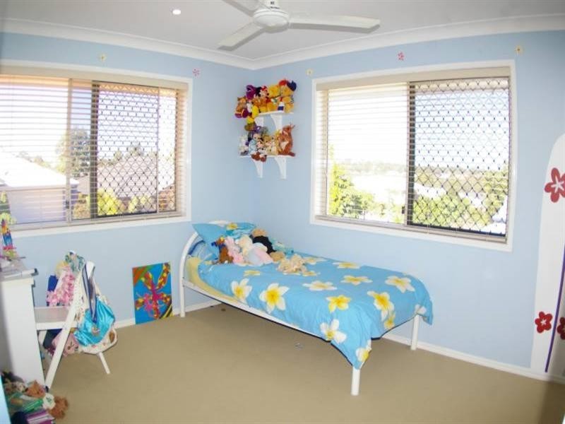 9 Gannet Circuit, North Lakes QLD 4509