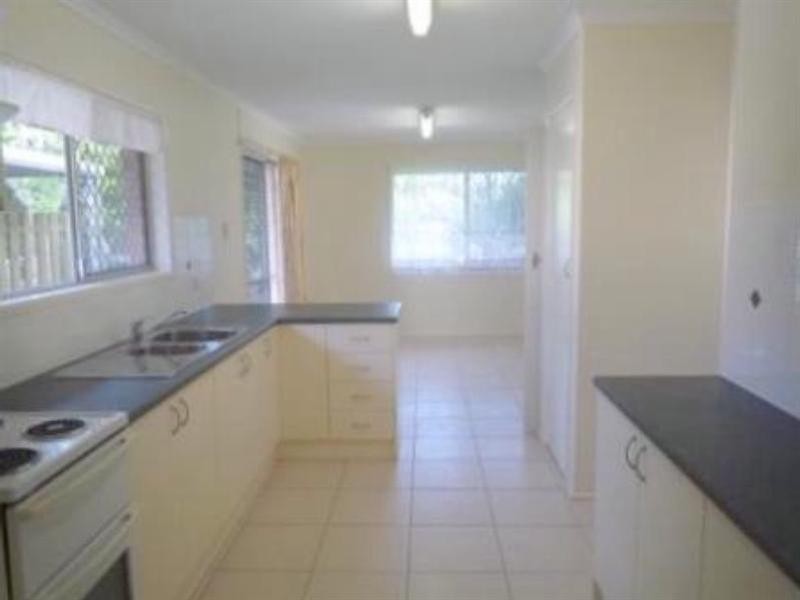 30 Frenchs Road, Petrie QLD 4502