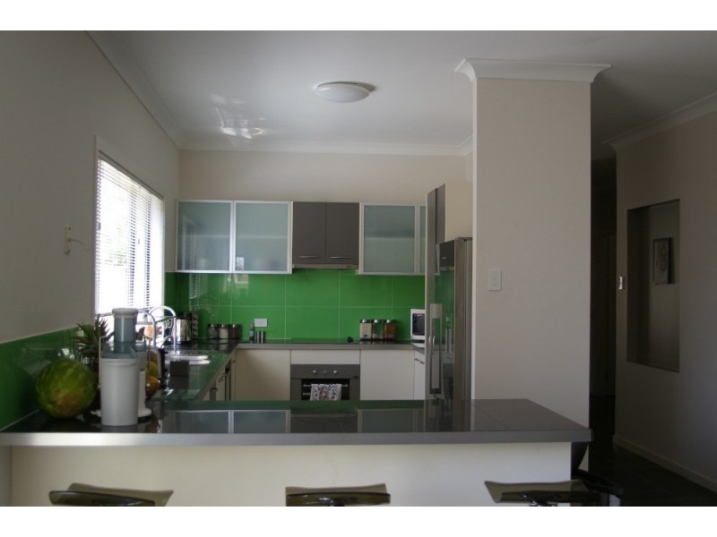 33 Lisa Street, Deception Bay QLD 4508