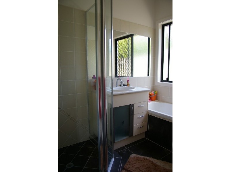 33 Lisa Street, Deception Bay QLD 4508