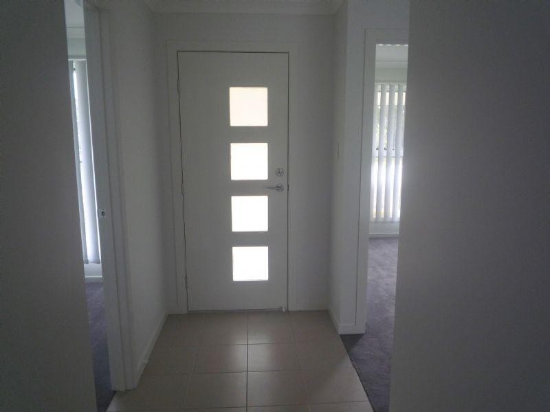 67 Sandstone Boulevard, Ningi QLD 4511