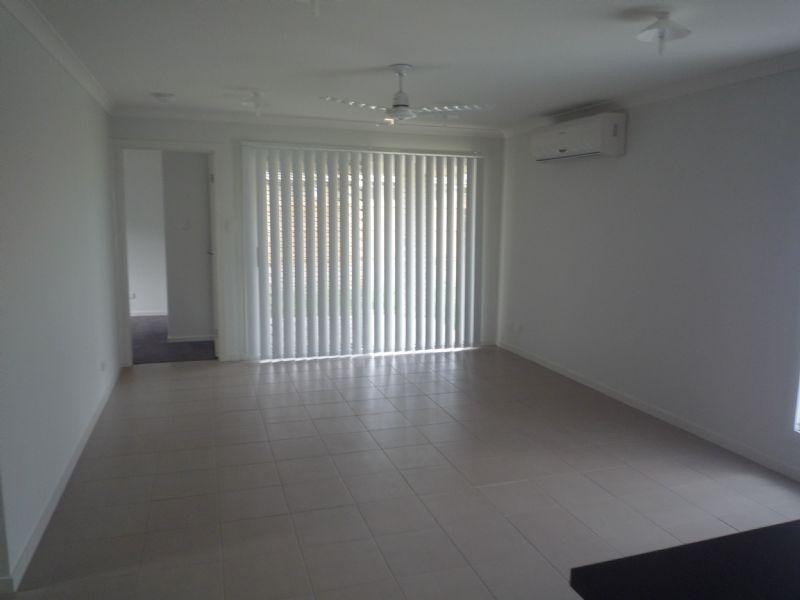 67 Sandstone Boulevard, Ningi QLD 4511