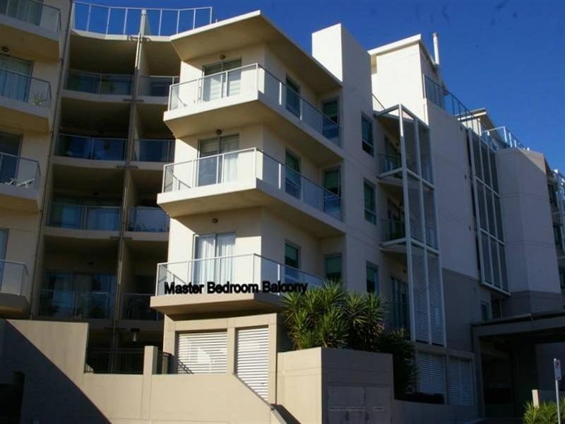 8/142-146 Prince Edward Parade, Scarborough QLD 4020