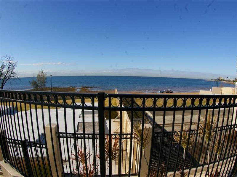 8/142-146 Prince Edward Parade, Scarborough QLD 4020