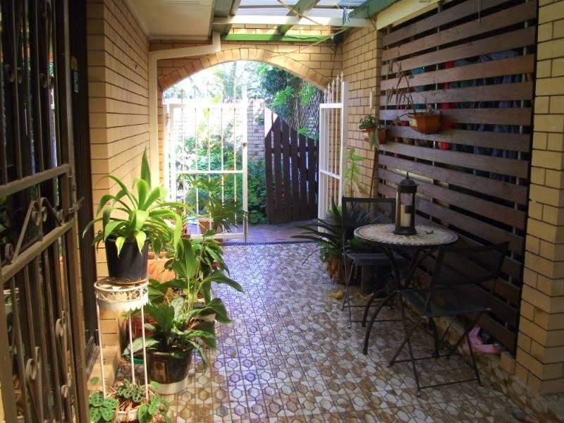 106 Cambridge Street, Rothwell QLD 4022
