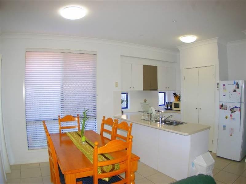 16 Echidna Parade, North Lakes QLD 4509