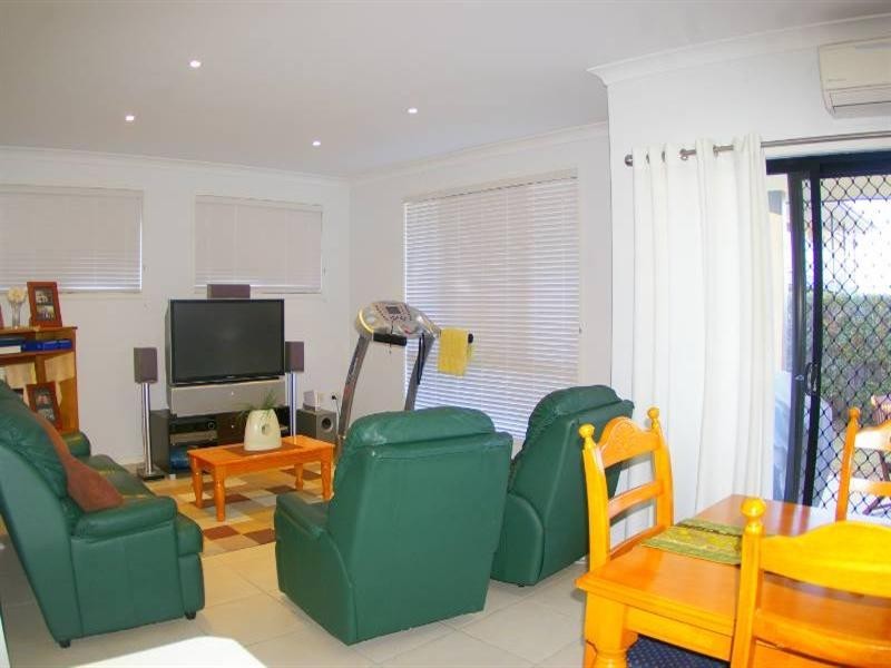 16 Echidna Parade, North Lakes QLD 4509