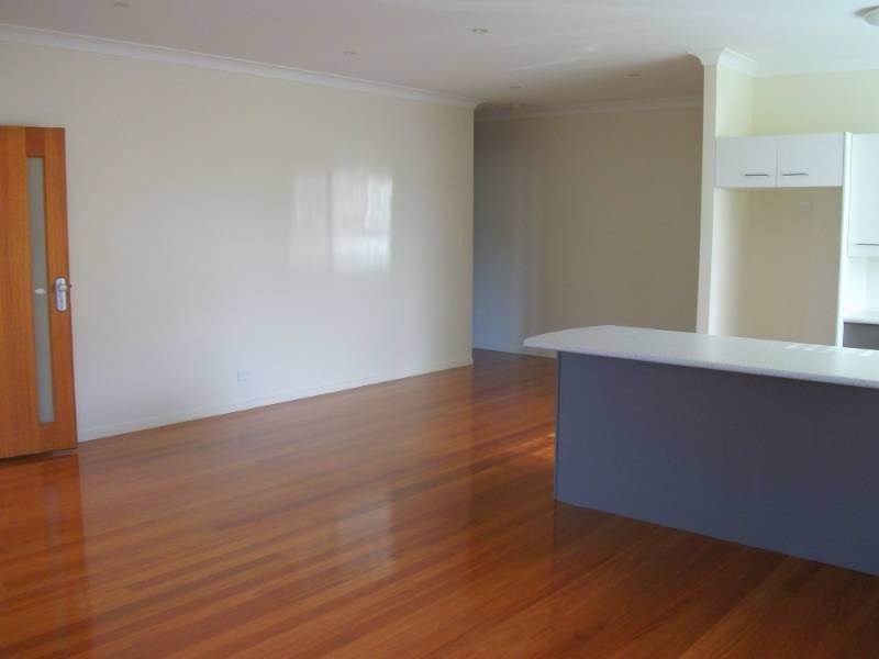 1/12 College Road, Clontarf QLD 4019