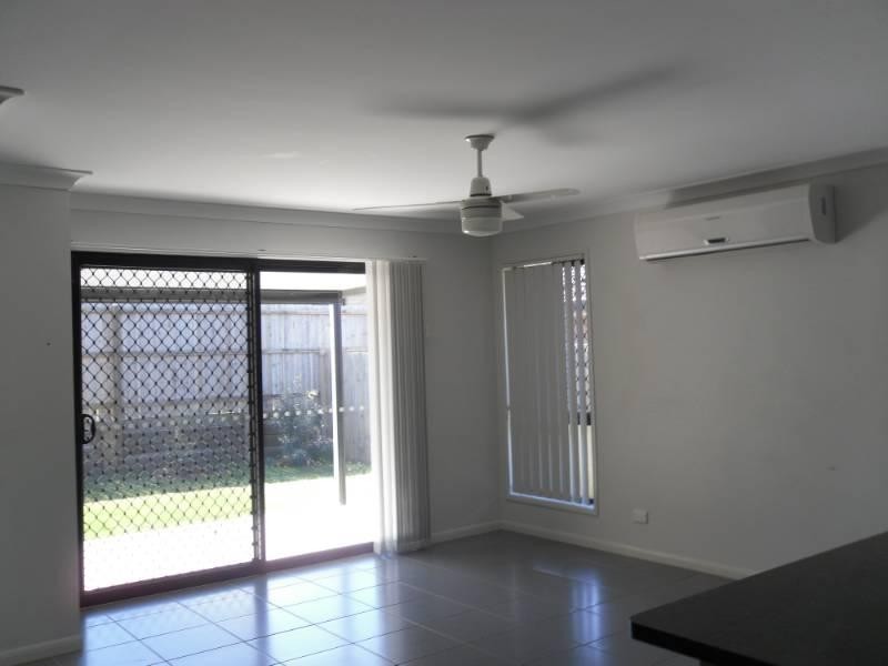 26 Hubner Drive, Rothwell QLD 4022