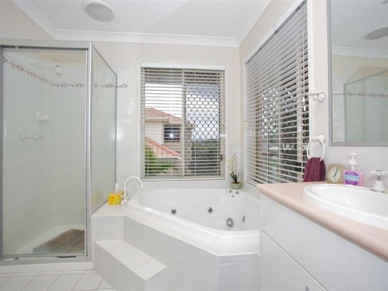 8 Townsville Crescent, Deception Bay QLD 4508