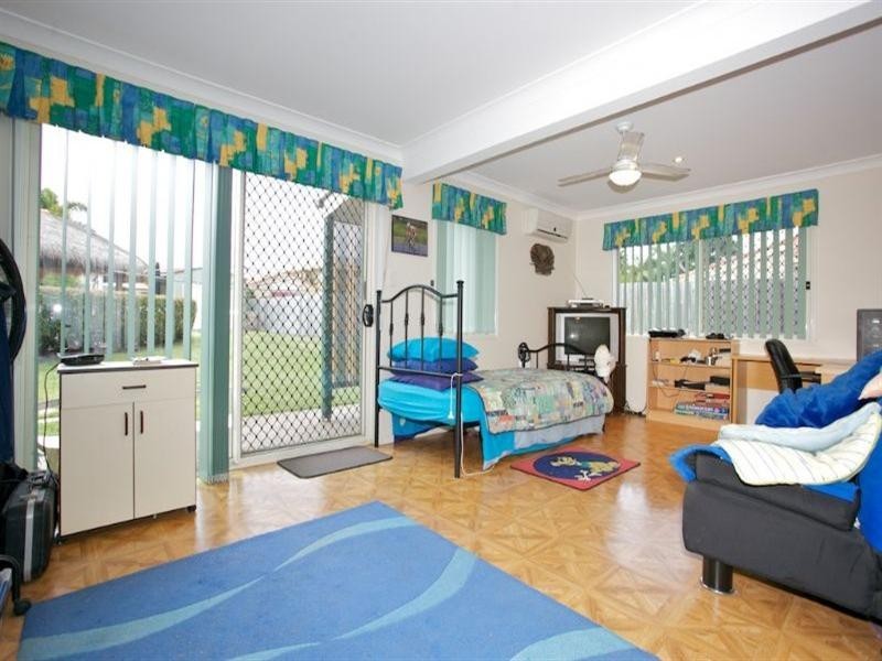 8 Townsville Crescent, Deception Bay QLD 4508