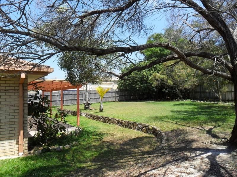 9 Deborah Court, Deception Bay QLD 4508