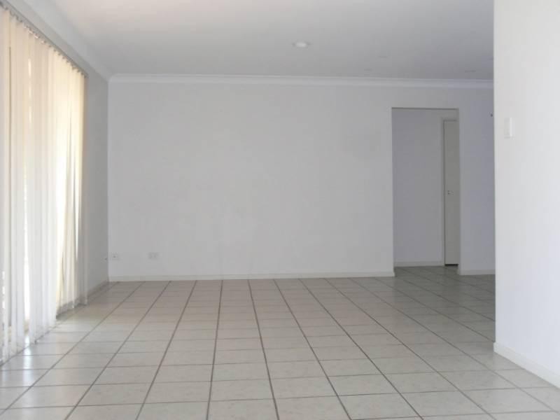 10 Shangri La Court, Rothwell QLD 4022