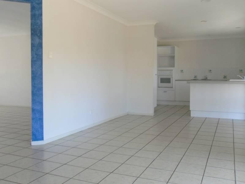 10 Shangri La Court, Rothwell QLD 4022