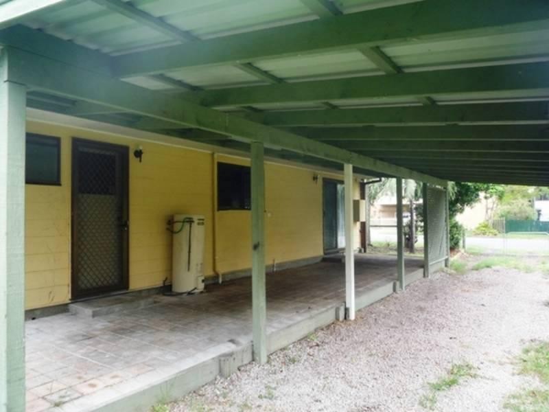 19 Central Avenue, Deception Bay QLD 4508