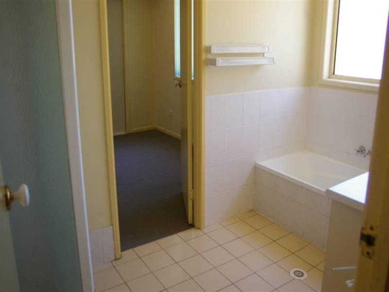 72 Coman Street North, Rothwell QLD 4022