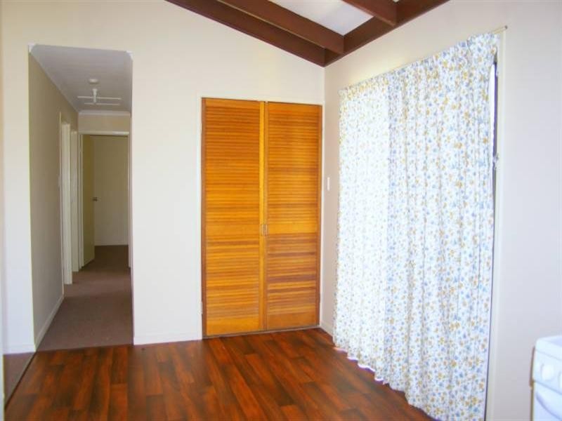7 Whale Street, Deception Bay QLD 4508