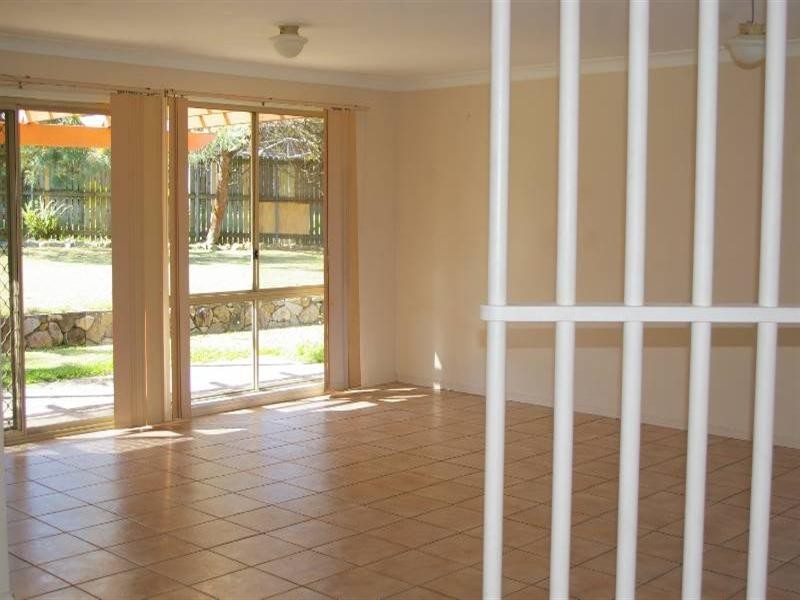 9 Deborah Court, Deception Bay QLD 4508