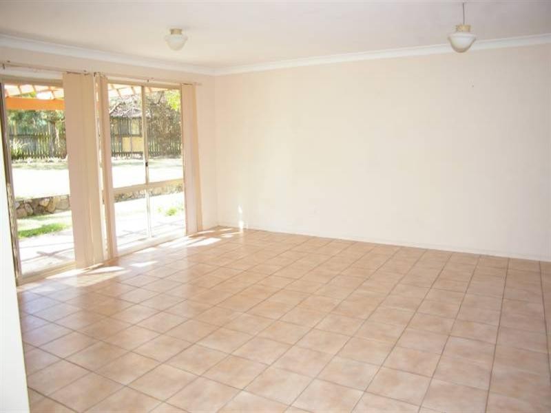 9 Deborah Court, Deception Bay QLD 4508