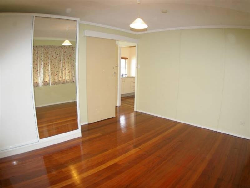 12 Summer Street, Deception Bay QLD 4508