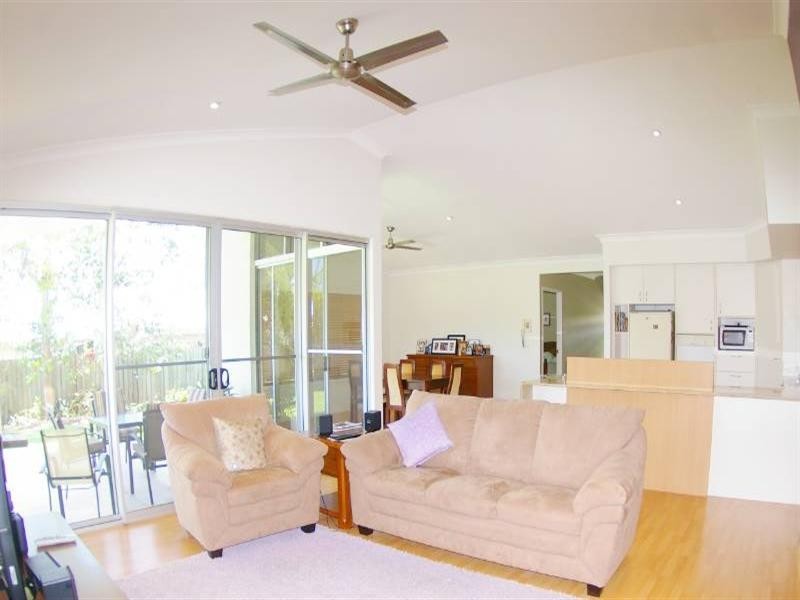 8 Lazzarini Place, Deception Bay QLD 4508