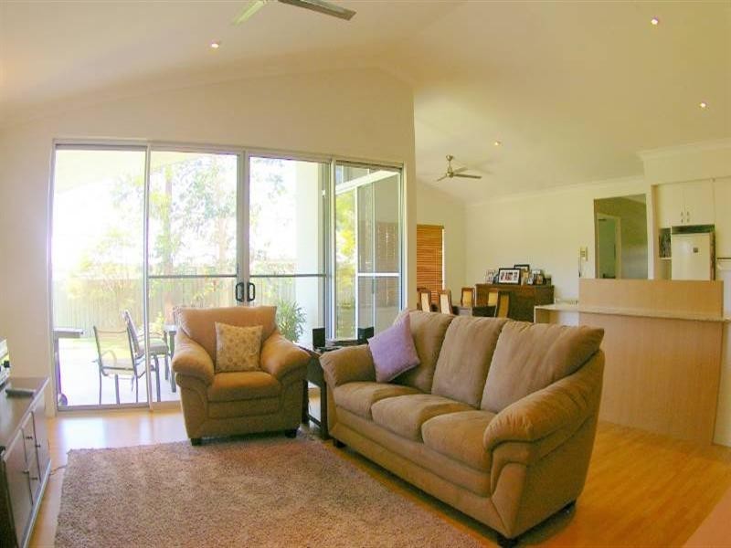 8 Lazzarini Place, Deception Bay QLD 4508