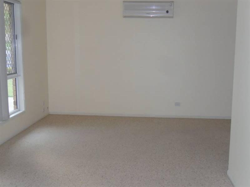 1 Lynette Court, Deception Bay QLD 4508