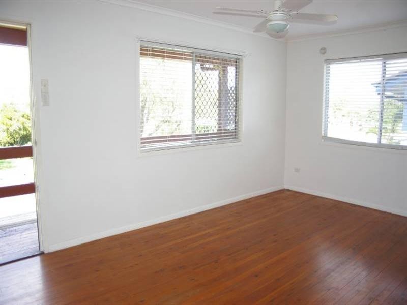 10 Parsons Street, Rothwell QLD 4022