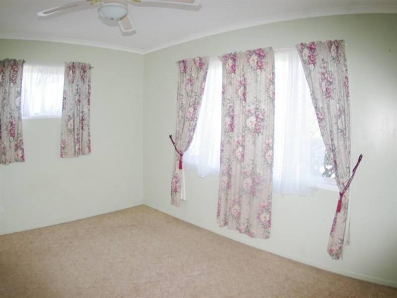 10 Parsons Street, Rothwell QLD 4022