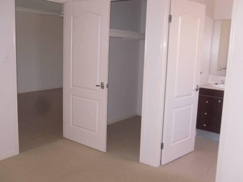 1/7 Dysart Street, Rothwell QLD 4022