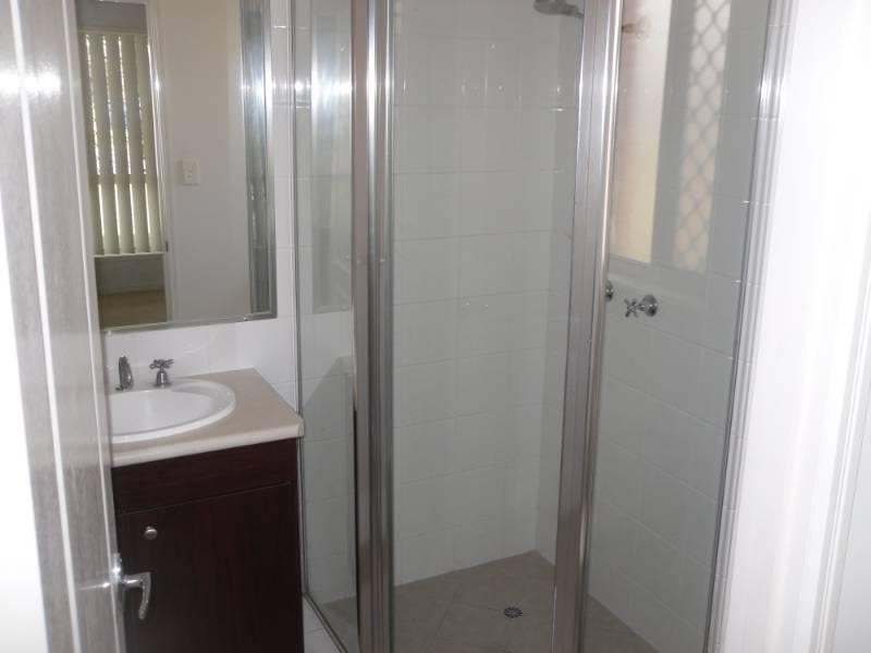 1/7 Dysart Street, Rothwell QLD 4022